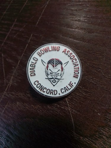 Diablo Bowling Association Pin Lot Of 8