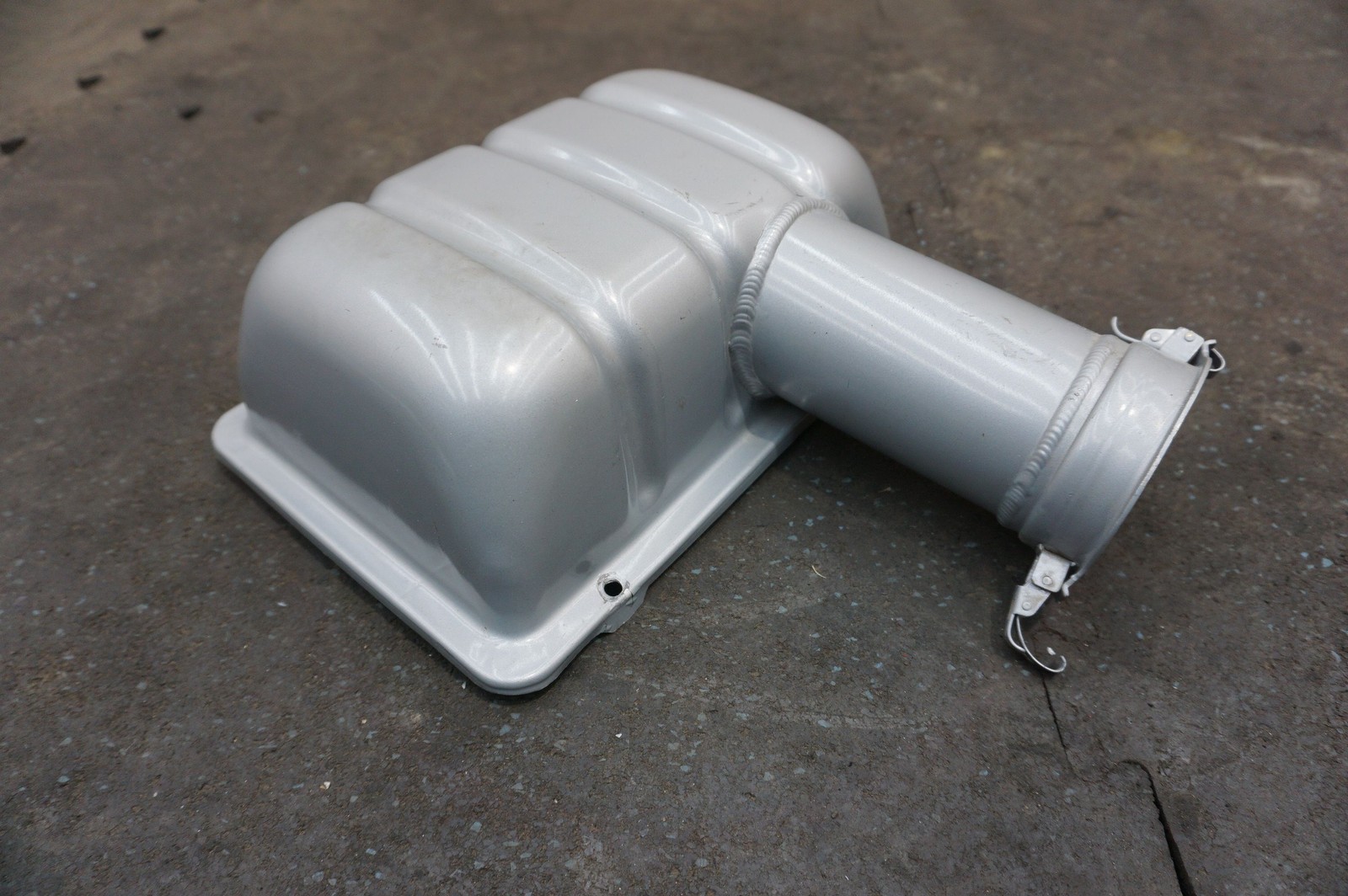Right Air Cleaner Filter Box Top Lid Cover 184877 Ferrari 360 Spider 2005 *Note*