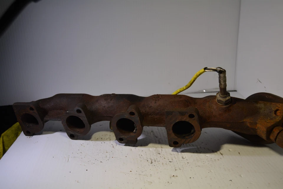 1994 FORD CROWN VICTORIA LEFT DRIVER SIDE EXHAUST MANIFOLD OEM, 327-01689A - Image 2 of 4