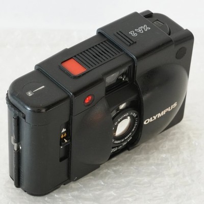 Olympus XA2 Point & Shoot 35mm Film Camera Zuiko 35mm F/3.5 Lens