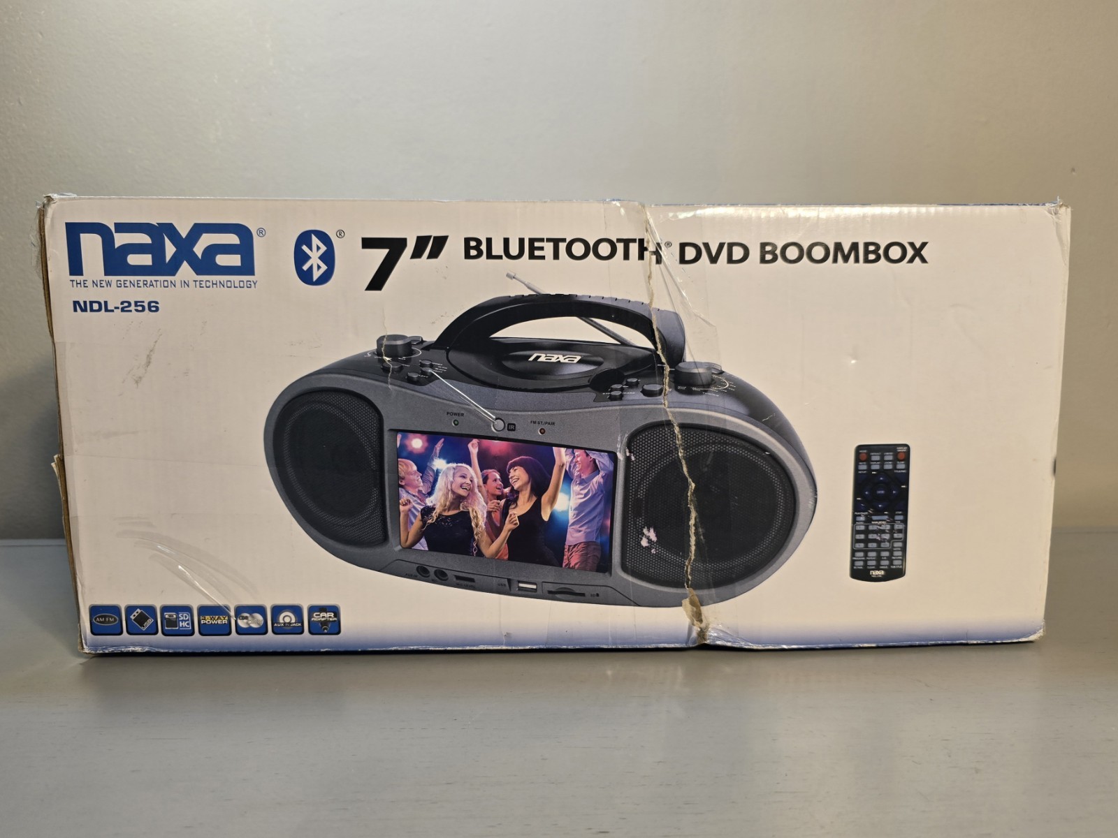  NAXA Electronics NDL-287 7-inch LCD Screen Bluetooth DVD Bo