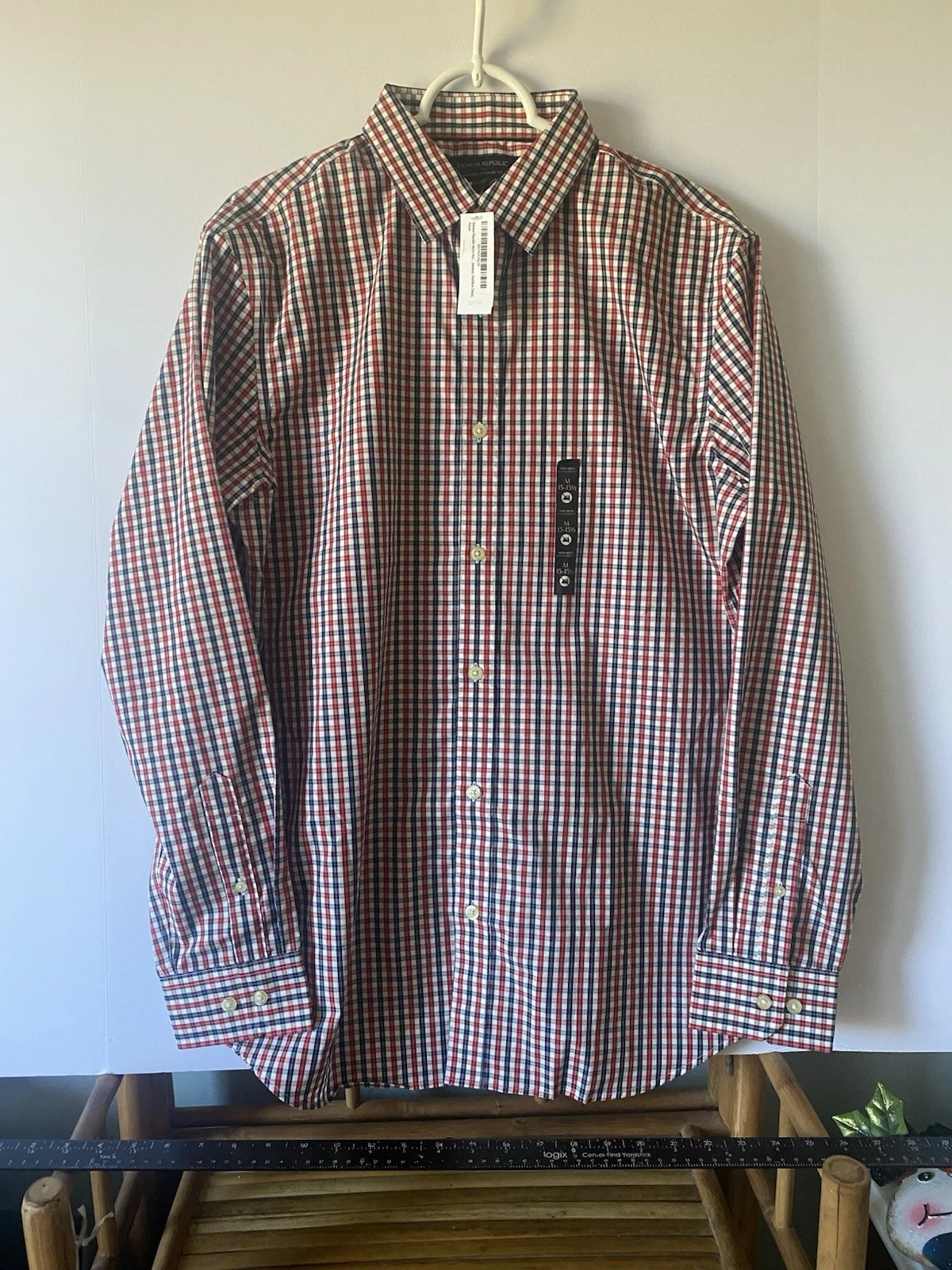 102-Banana Republic Men’s Long Sleeve Button Down Shirt Size Medium NWT