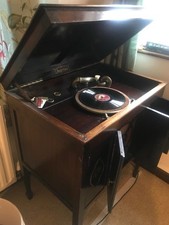 Edwardian Period Wind Up Gramophone With A Collection Of 78 Records