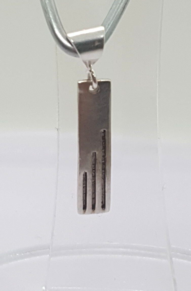 Gorgeous Kit Heath Artistic Rectangular Pendant 9… - image 10