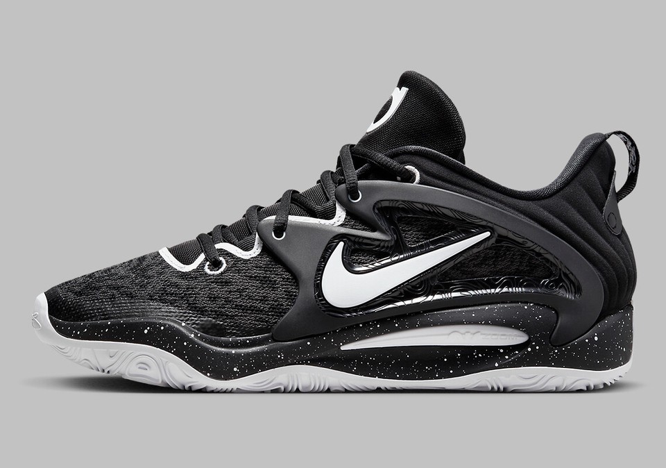 kevin durant shoes white and black