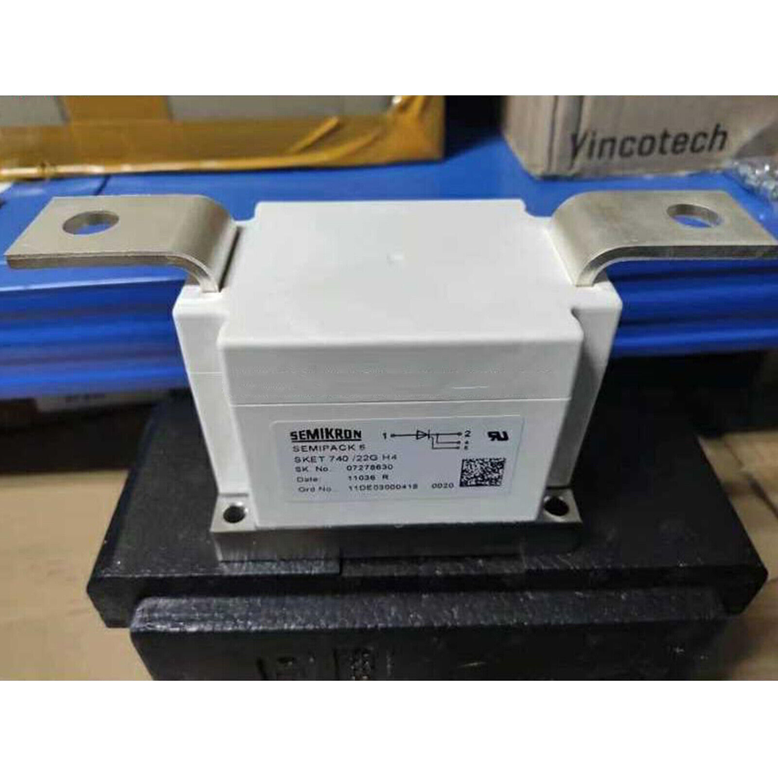 1PCS   SKET740/22G H4 power supply module NEW 100% Quality Assurance #F22