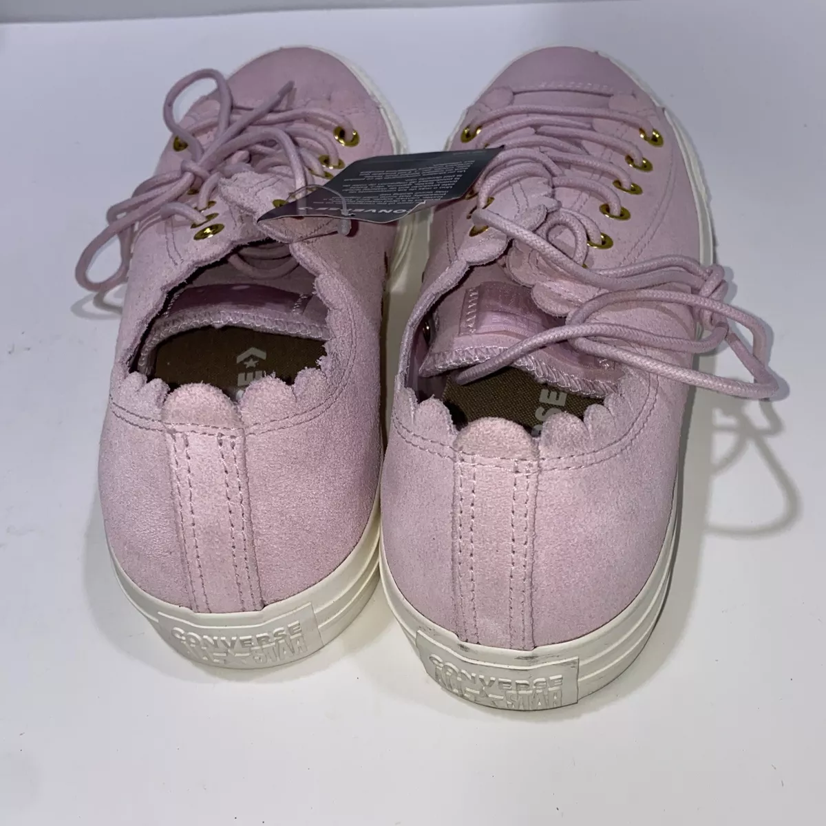 Converse scallop top low top