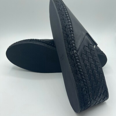 $680 Bottega Veneta Men display picture 1