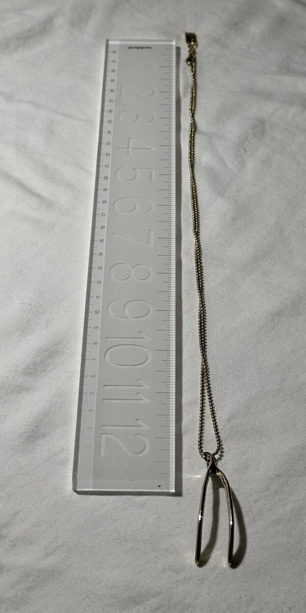 Marc Jacobs 18k gold plated wishbone necklace pendant charm Marc Jacobs 18k gold plated wishbone necklace pendant charm