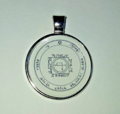 Cause Love and Attraction Magic Talisman Amulet Pendant