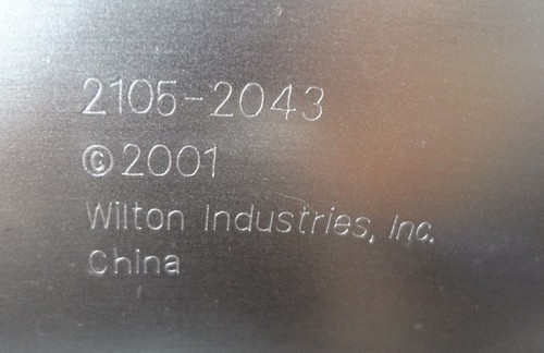 Wilton 3-D Cruiser Car Automobile Aluminum Cake Pan 2105-2043, 2001 - Picture 3 of 3