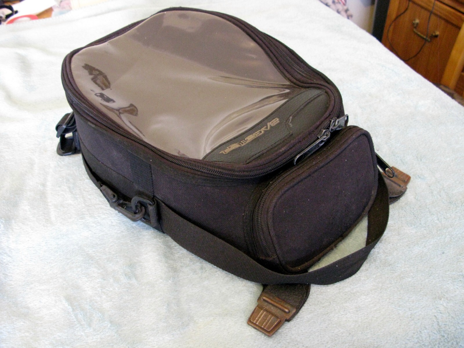 BAGSTER BAGLUX BLACK TANK BAG. CARRY STRAP AND WATERPROOF COVER. eBay