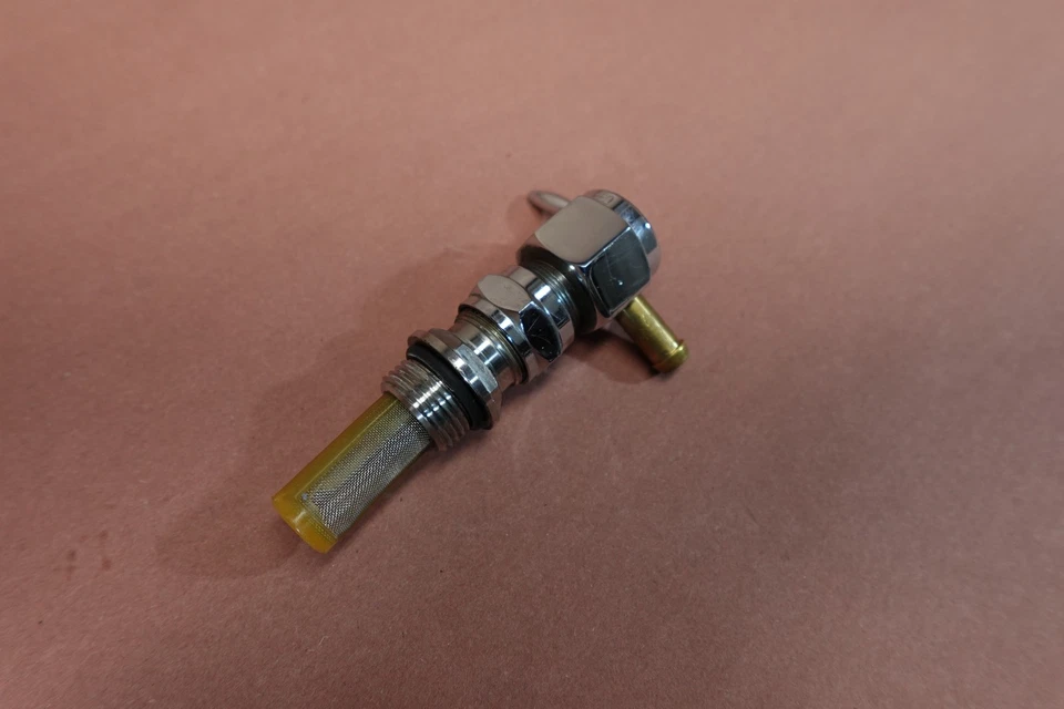 Harley-Davidson FXSTB 2000-2006 tanque de gasolina combustible Petcock Foto 2 de 4