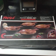 Parini 4 Piece Melamine Ramen Bowl Set with Wooden Chopsticks NEW in Box