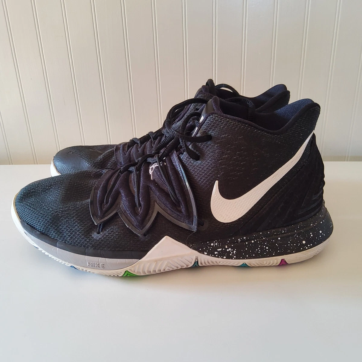 Las mejores ofertas en Nike Kyrie 5 Black Magic | eBay