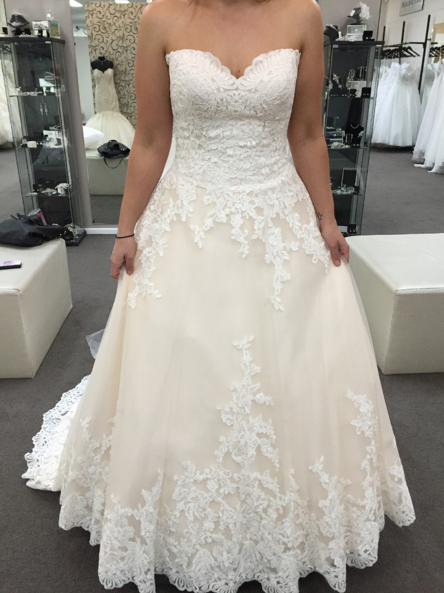 Allure Romance Wedding Dress 10 Ivory Strapless Ballgown Lace English Net  2701