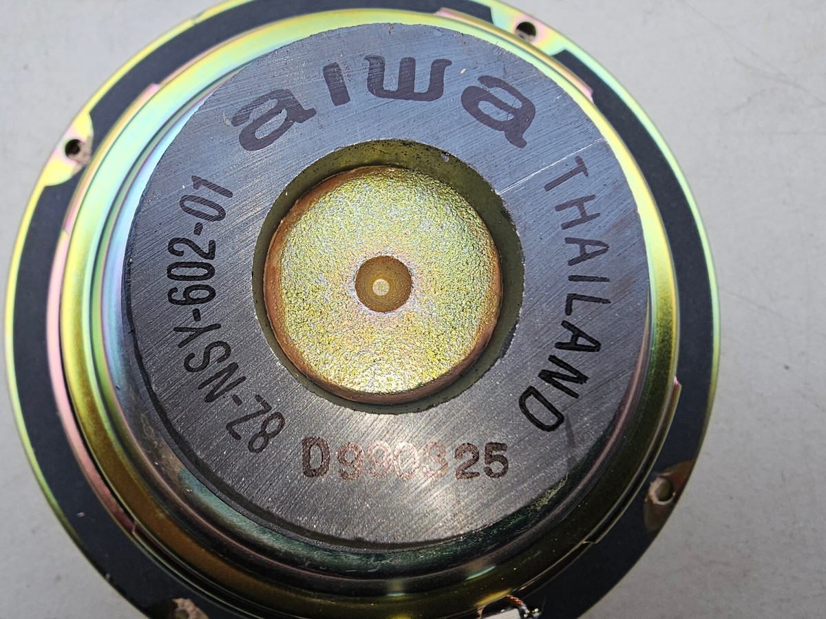24WW65 AIWA SPEAKER: D990325, 8Z-NSY-602-01, 6-3/4