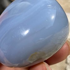 120g Amazing Blue Chalcedony Gemstone Quartz Crystal Palmstone Specimen