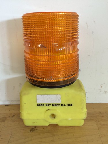 EMPCO-Lite 100 Construction Roadside Light - Picture 2 of 2