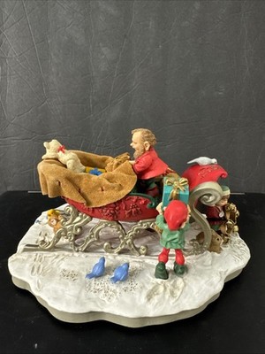 Hallmark 1998 Christmas Eve Preparations  Display No Ornaments  Studio Edition