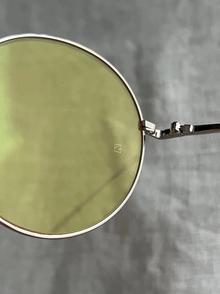 Gafas de sol Gentle Monster Midnight Sun amarillas usadas con estuche y limpiador Foto 3 de 4