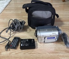 Sony DCR-TRV460 Hi8 8mm Video Handycam Camcorder with Charger and Bag Tested 