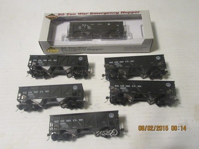 6 HO Scale B&O 2 Bay Hoppers. 5 Athearn & 1 Proto 2000. All diff #'s.