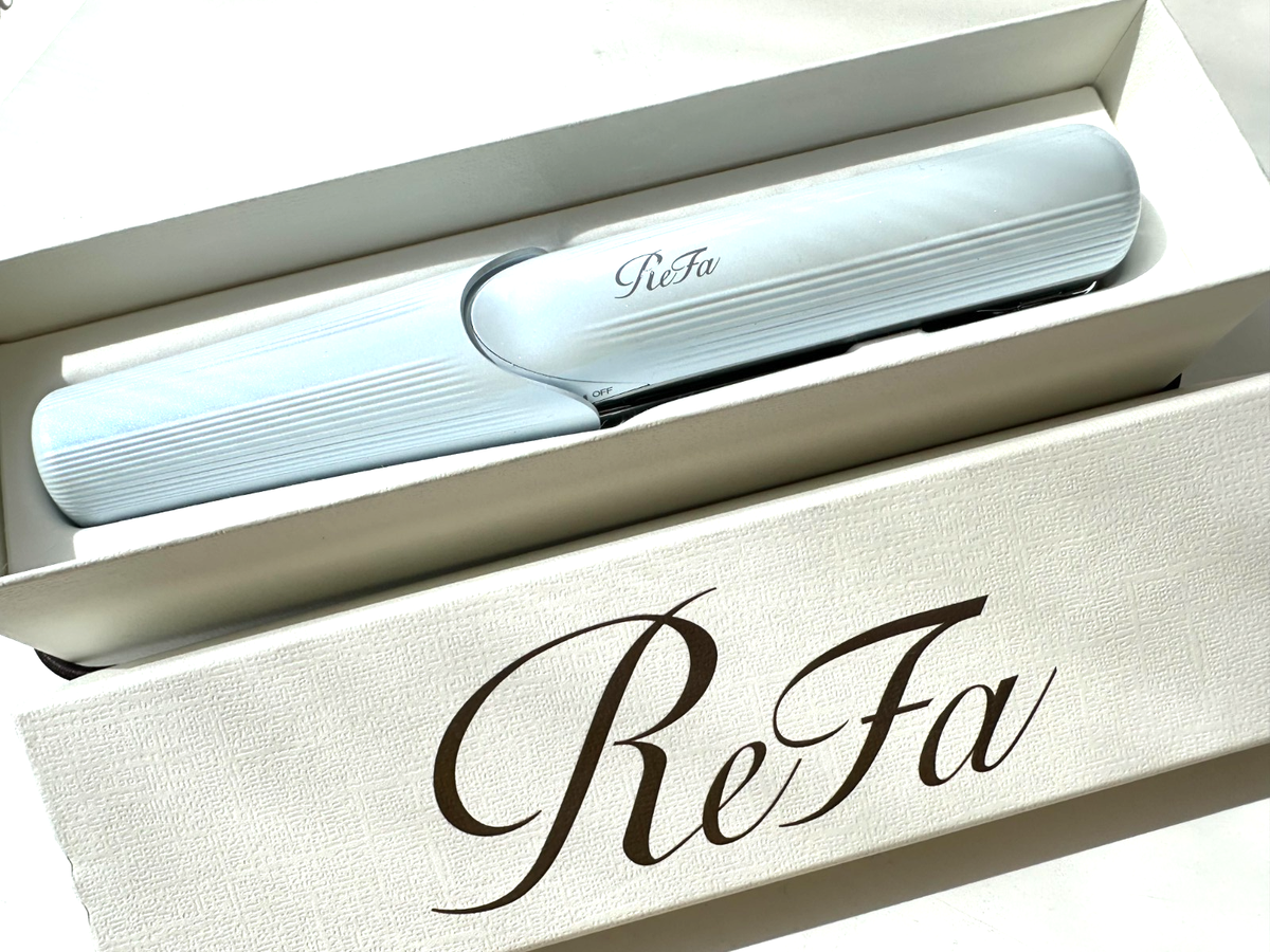 ReFa BEAUTECH STRAIGHT IRON ホワイト　美品⭐︎ ReFa BEAUTECH FINGER IRON Cordless Portable USB Hair Straightener