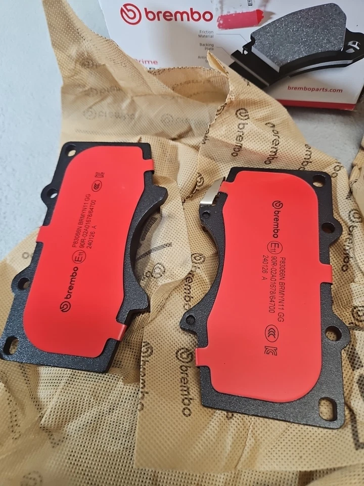 Brembo Prime Ceramic Brake Pads E11 (O1) - Image 2 of 4