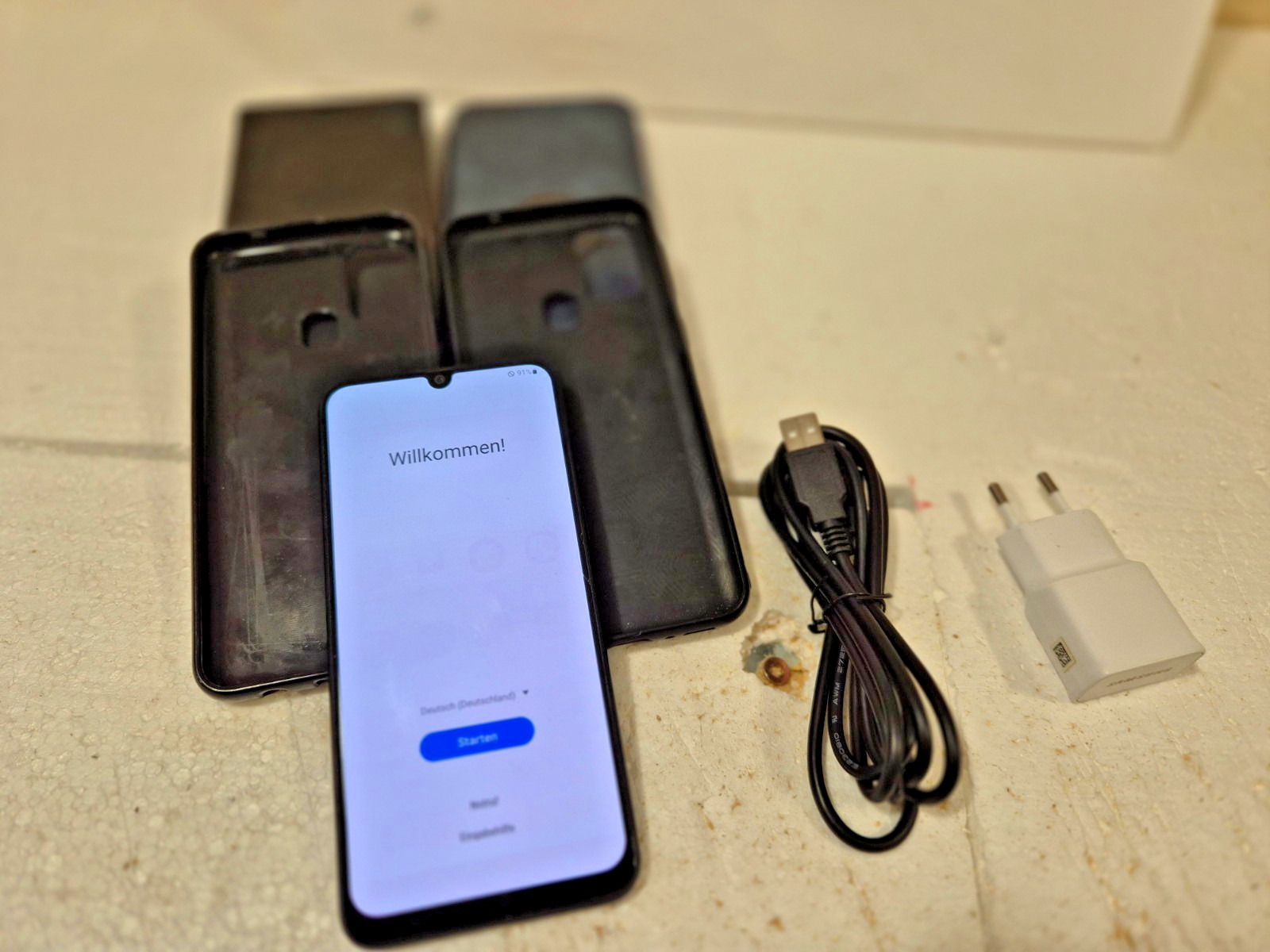 SAMSUNG Galaxy M31 64GB Smartphone Schwarz gebraucht Dual SIM 128GB mSD SAMSUNG Galaxy M31 64GB Smartphone Schwarz gebraucht Dual SIM 128GB mSD