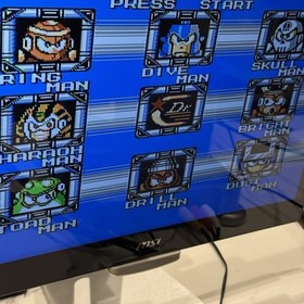 Mega Man 4 (Nintendo NES, 1992 Capcom) Authentic Complete CIB Manual TESTED