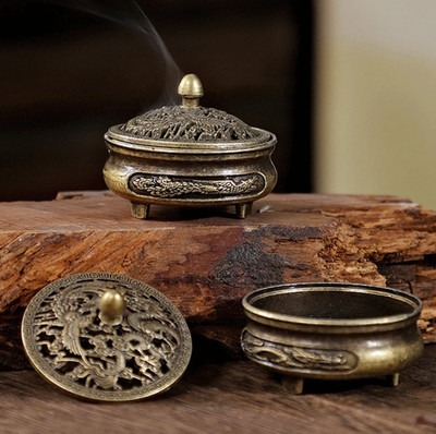 1pc Three-Legged Incense Burner Longfeng Fingertip Aromatherapy Stove - NEW