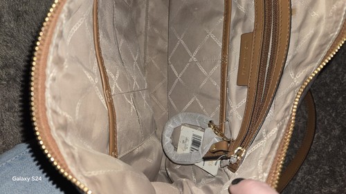Michael Kors Bag Large Tan Pebbled Leather Shoulder Hobo Handbag Aria Bag Charm - Picture 11 of 18