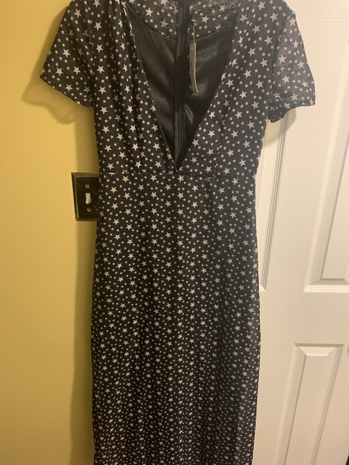 Picture 1 of 5