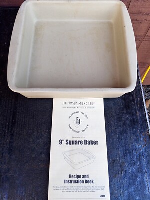 Pampered Chef Stoneware 9  Square Baker #1490 Family Heritage Collection
