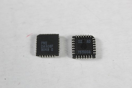 PMI DAS08F IC 28 PIN J Lead - 第 1/1 張圖片