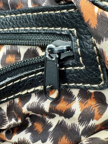 Borsa tote vintage Wilson’s in pelle nera con accenti argento stampa ghepardo BELLA - Foto 18 di 23