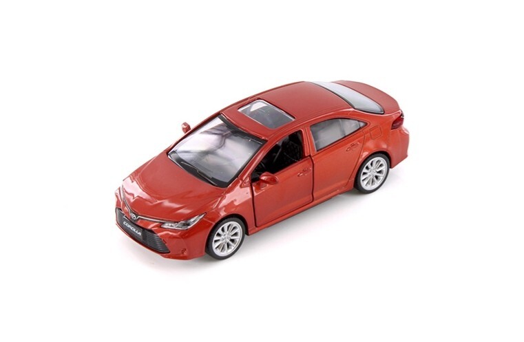 67813 Showcasts - Toyota Corolla Hybrid (1/43 scale diecast(4.5