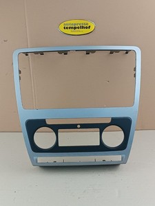 Skoda Octavia Combi 2.0 TDI DPF Abdeckung Heizungsbetätigung 1Z08580699B9