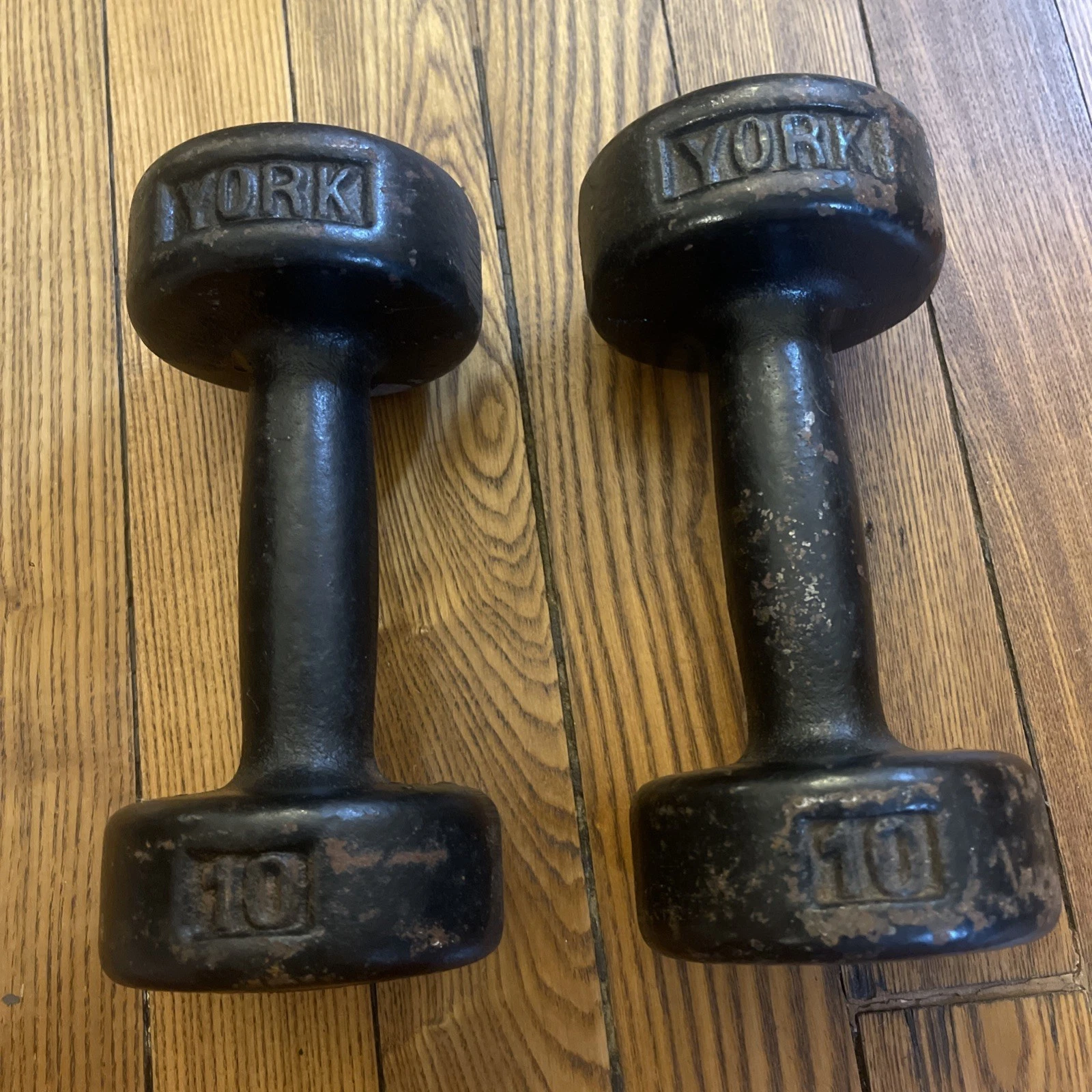 Vintage YORK 10lb Cast Iron Round Head Pair Of Dumbbells