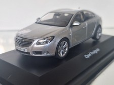 Schuco 1:43 Opel Insignia Silver In Hard Case.