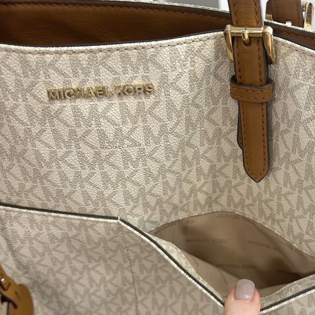 Michael Kors Vanilla MK Monogram Tote Bag Acorn Leather Trim Gold Hardware thumbnail 5