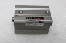 Pneumatic CQ2B20-35D Double Acting Compact Air Cylinder SMC Type 145 PSI