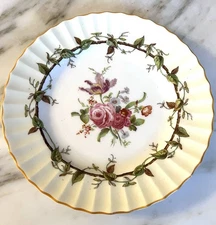 Reproduction of 1768 Royal Worcester Florence 8” Salad Plate Bone China VGC