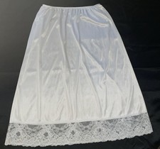 VASSARETTE 11-105 midi 100 nylon 4" LACE lingerie White 28" half slip L/42