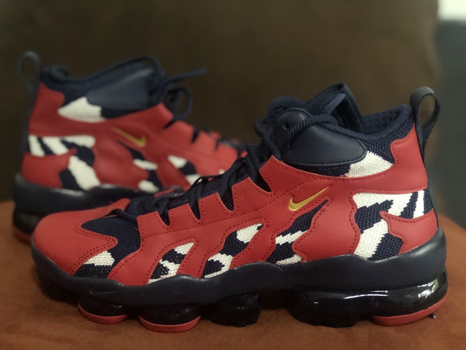 nike vapormax gliese red