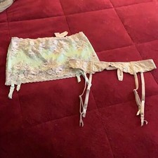Women  s garter belts 2 pieces