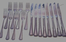 16 PC. 1881 Oneida Ltd Stainless Beaded Handles 8 Forks 8 Knives