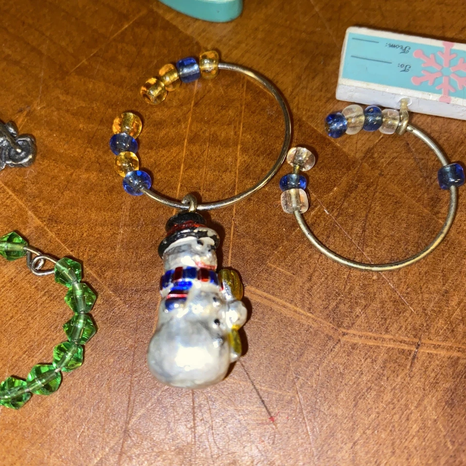 610 DIJES IDENTIFICADORES DE VIDRIO DE VINO Personaje Joyado con Cuentas Foto 2 de 4