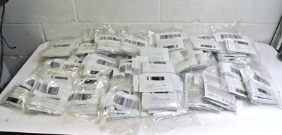 (40) L'Oreal Professionnel Serie Expert Metal Detox Mask 0.5oz pk - 12pk Samples